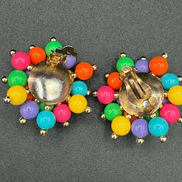 Confetti Pop Vintage Starburst Clip On Earrings - Picture 4 of 7
